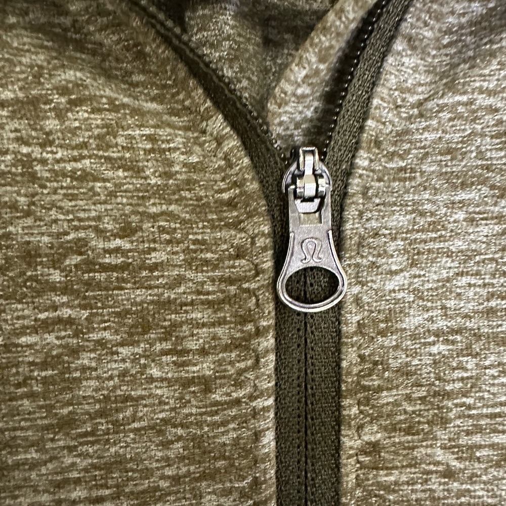 Lululemon Women's Heathered Military Green Rush Hour 1/2 Zip Size 2 - Picture 8 of 16